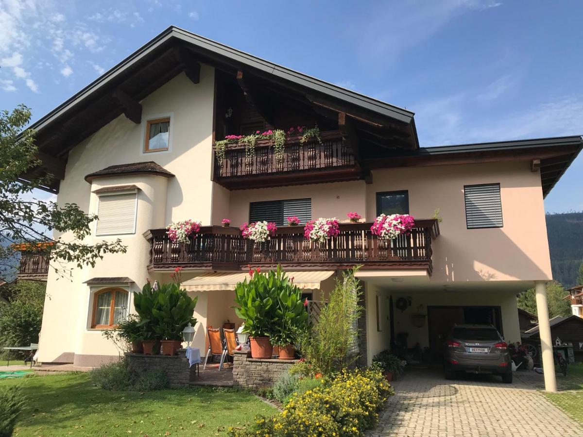 Nikolaus und Evelyn Astner, Ferienwohnungen Tröpolach Exterior foto