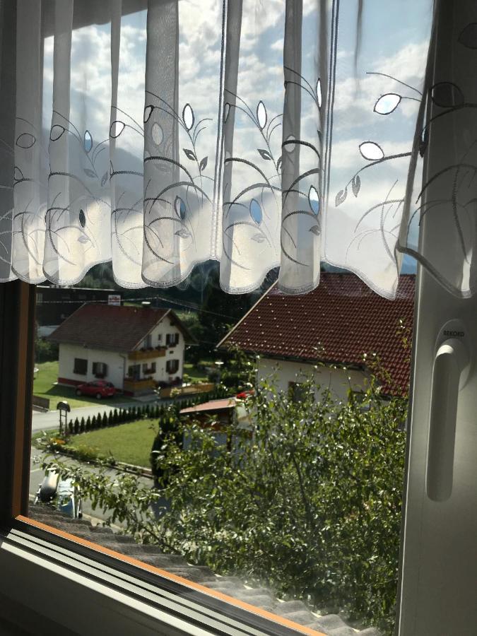 Nikolaus und Evelyn Astner, Ferienwohnungen Tröpolach Exterior foto